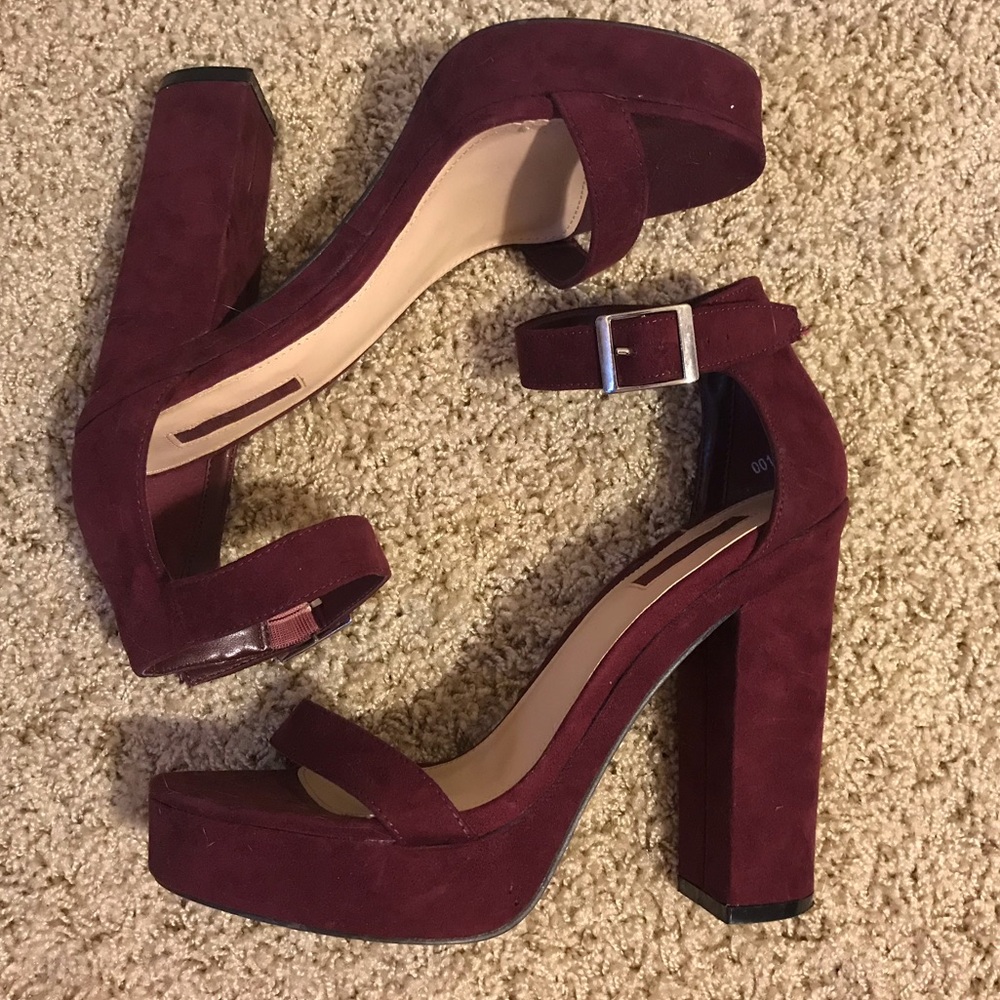 Forever21 maroon heels size 7.5